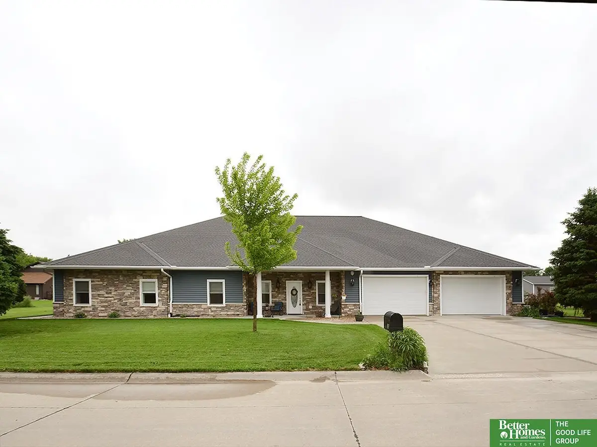 220 Taylor Street, Saint Paul, NE 68837 - #1