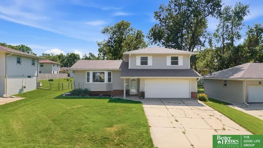 5018 S 94th Street, Omaha, NE 68127 - #2