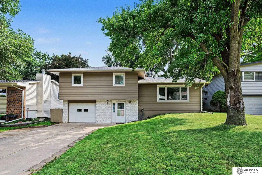 9127 Spaulding Street, Omaha, NE 68134 - #2