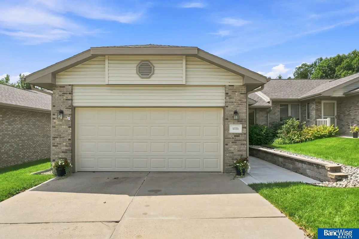 5725 Shadow Pines Court, Lincoln, NE 68516 - #1