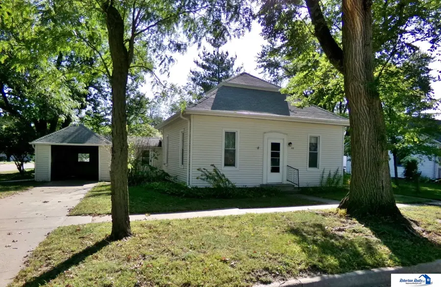 112 N Madison Avenue, Plymouth, NE 68424 - #2