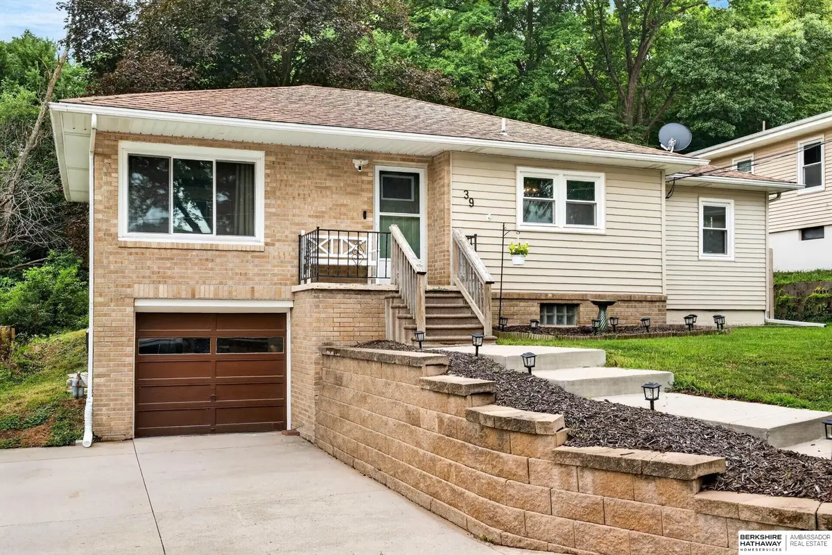 39 Happy Hollow Boulevard, Council Bluffs, IA 51503 - #1