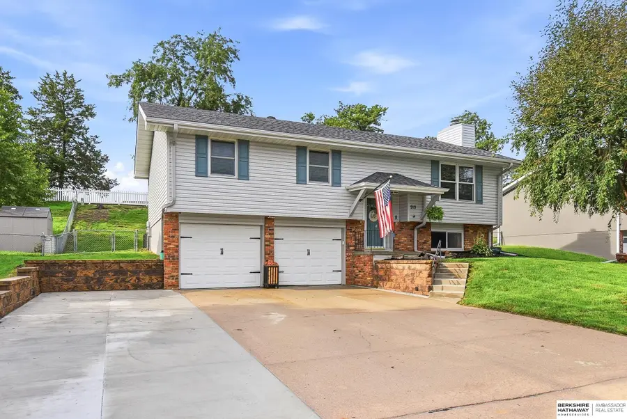 919 Bordeaux Avenue, Bellevue, NE 68123 - #3