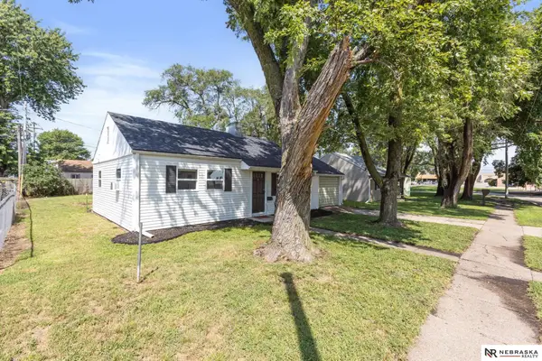 2127 Hickory Lane, Fremont, NE 68025