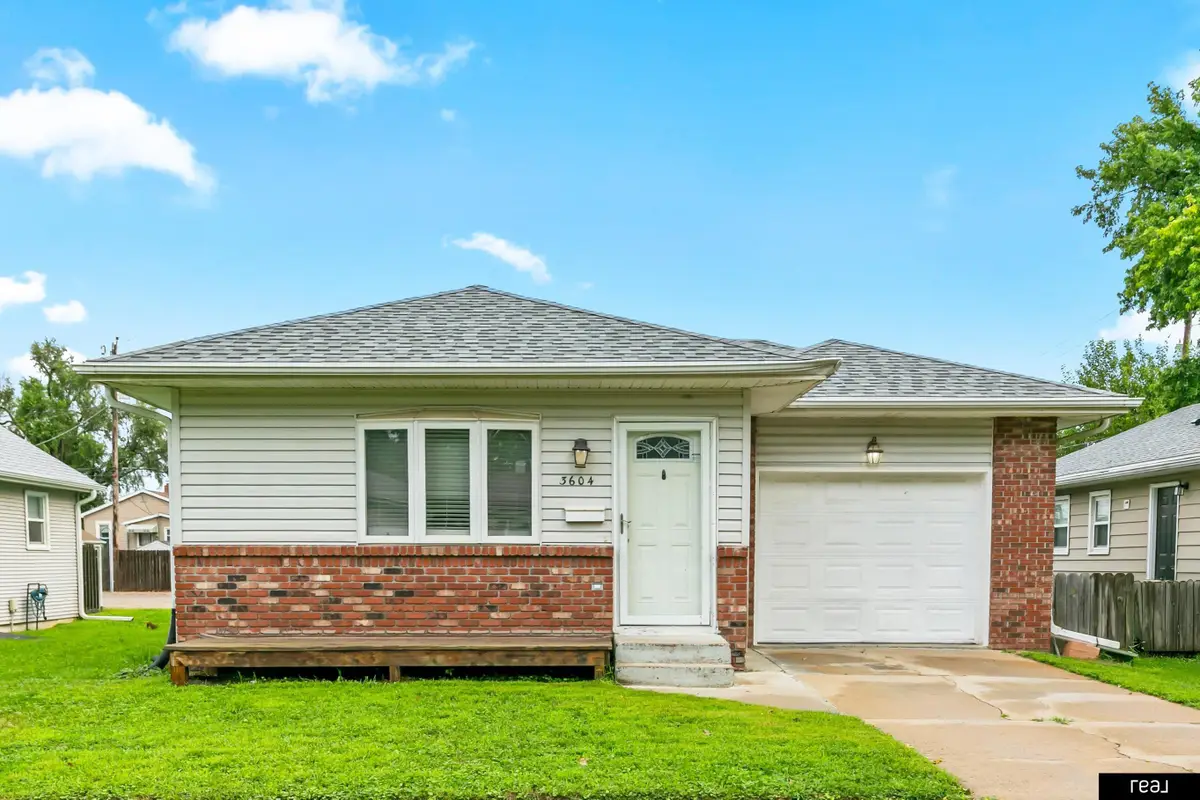 3604 3rd Avenue, Council Bluffs, IA 51501 - #1