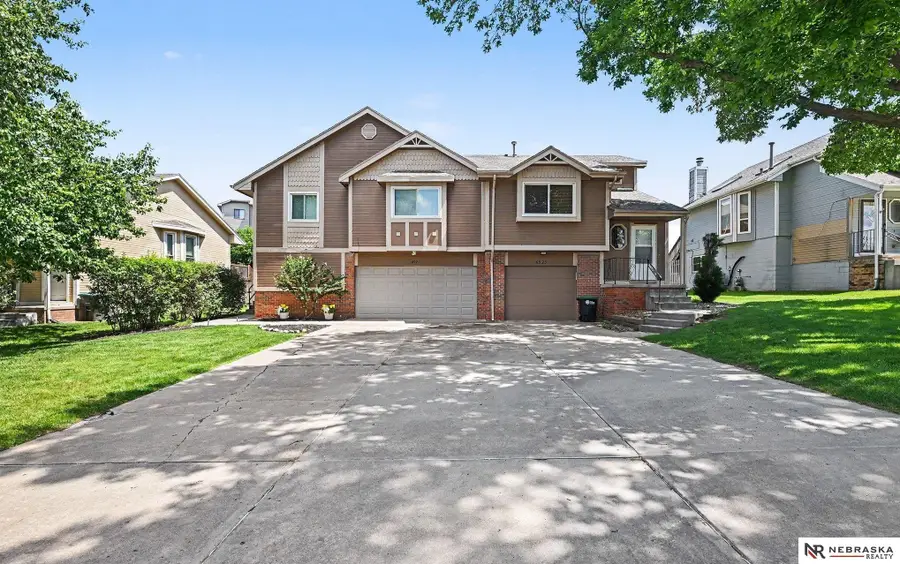 6521 S 108th Avenue, Omaha, NE 68137 - #2