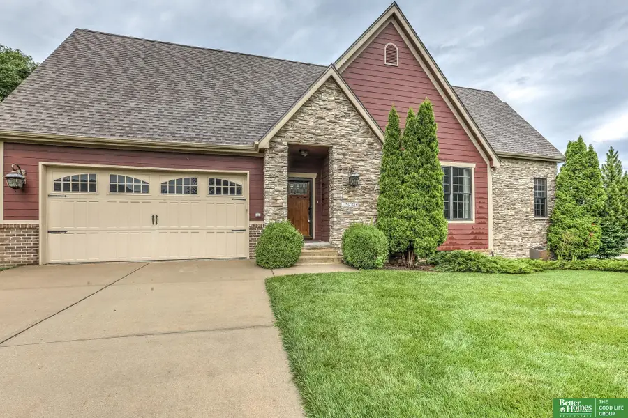 15704 Hartman Avenue, Omaha, NE 68116 - #2