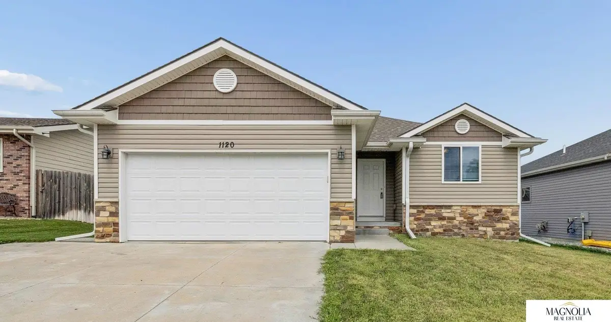 1120 Geranium Drive, Lincoln, NE 68521 - #1