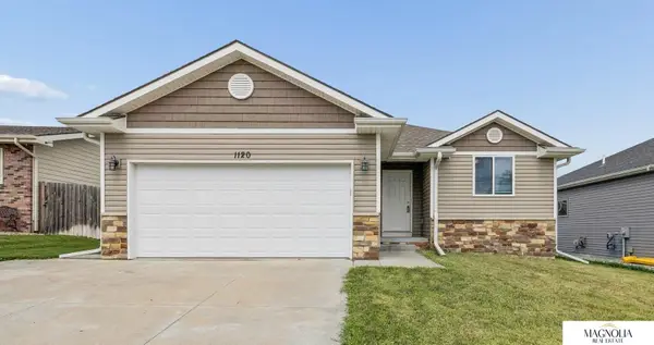 1120 Geranium Drive, Lincoln, NE 68521