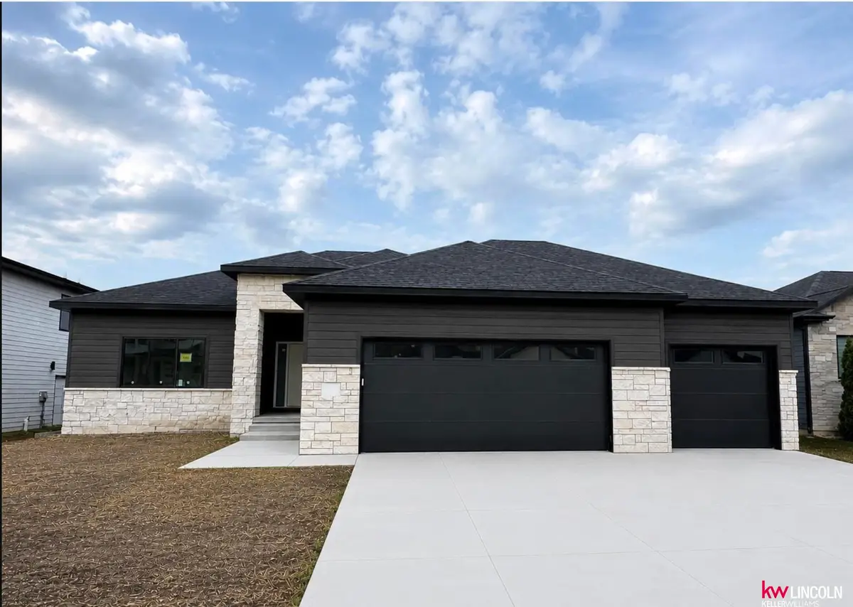 3653 Wilderness Hills Boulevard, Lincoln, NE 68516 - #1