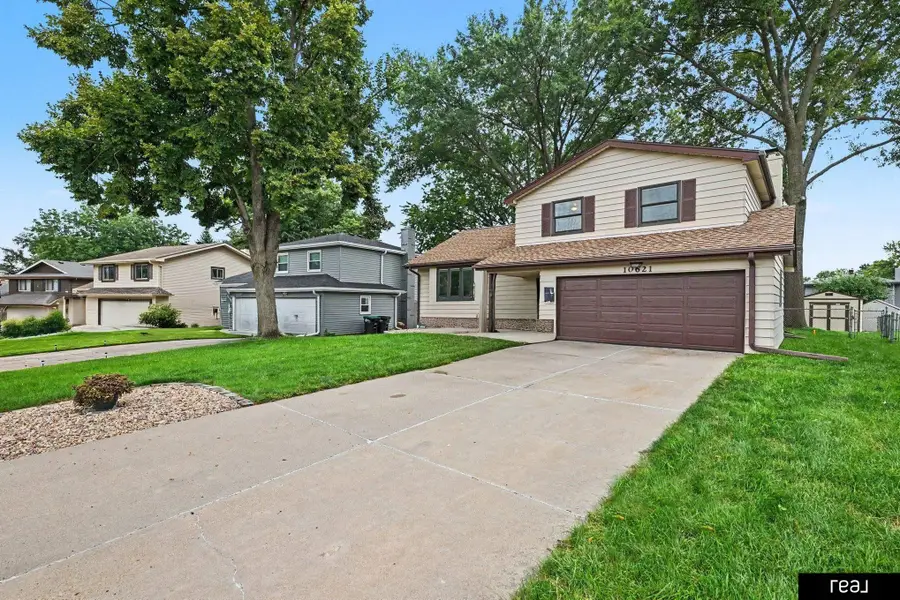 10621 N Street, Omaha, NE 68127 - #2