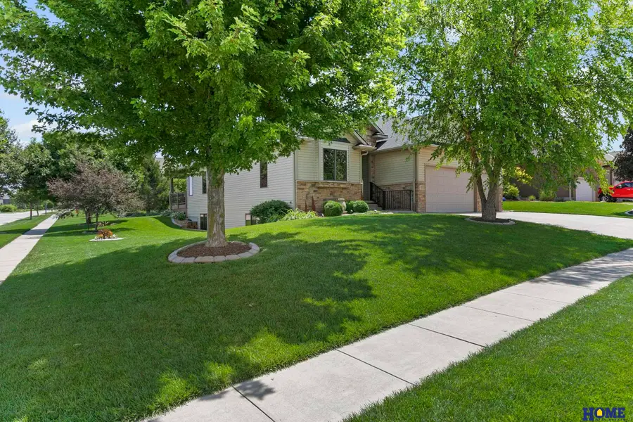 8900 S 28th Street, Lincoln, NE 68516 - #2