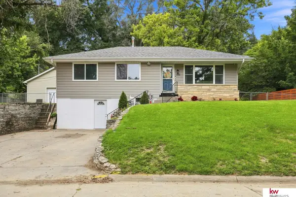 222 Pickardy Lane, Council Bluffs, IA 51503