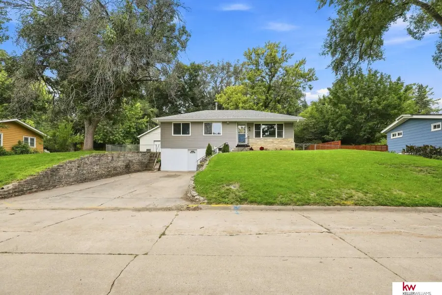 222 Pickardy Lane, Council Bluffs, IA 51503 - #2