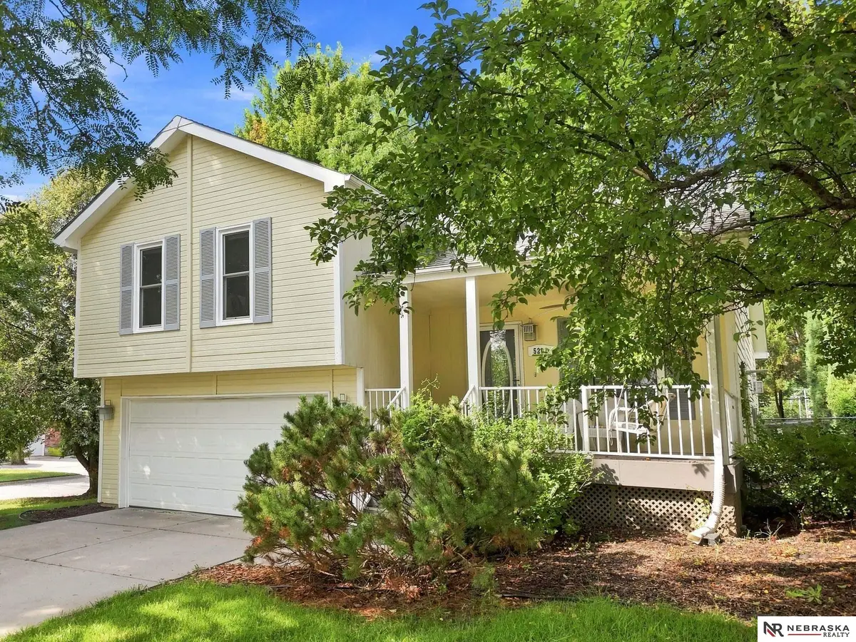 5201 NW 7th Street, Lincoln, NE 68521 - #1