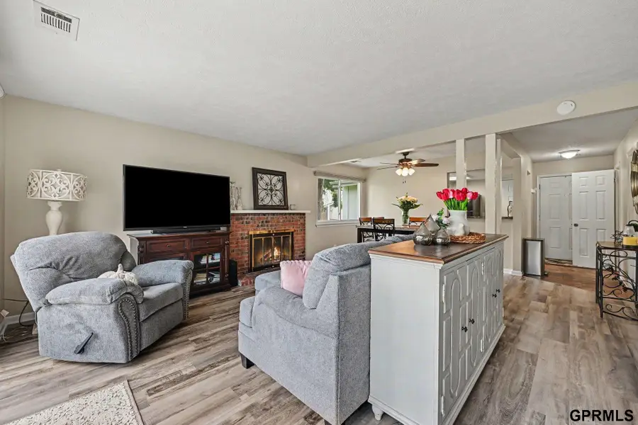 9023 David Circle, Omaha, NE 68138 - #3
