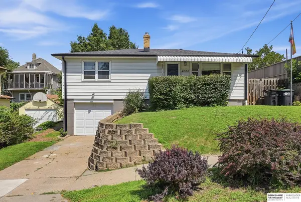 4006 Page Street, Omaha, NE 68131