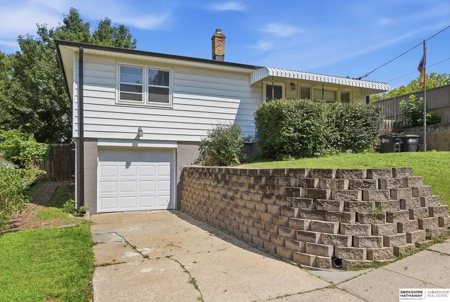4006 Page Street, Omaha, NE 68131 - #2