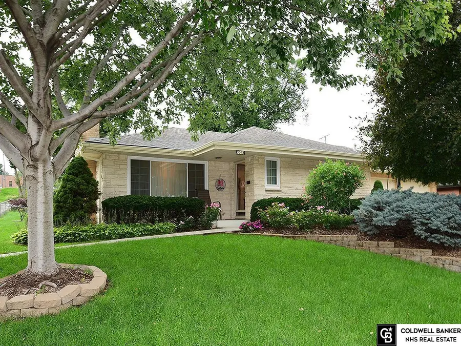 5014 S 77th Avenue, Ralston, NE 68127 - #2