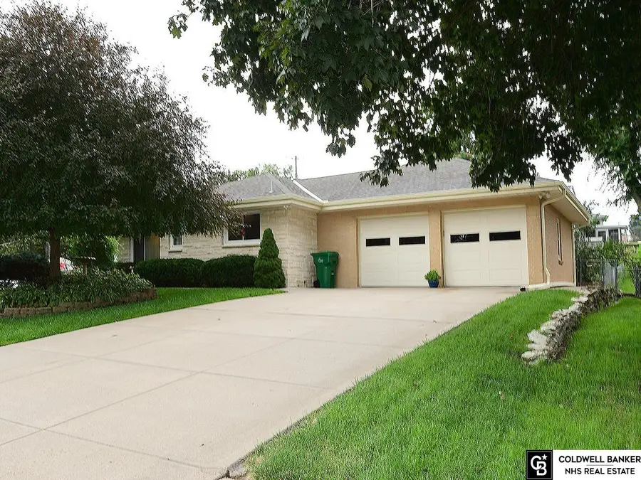 5014 S 77th Avenue, Ralston, NE 68127 - #3