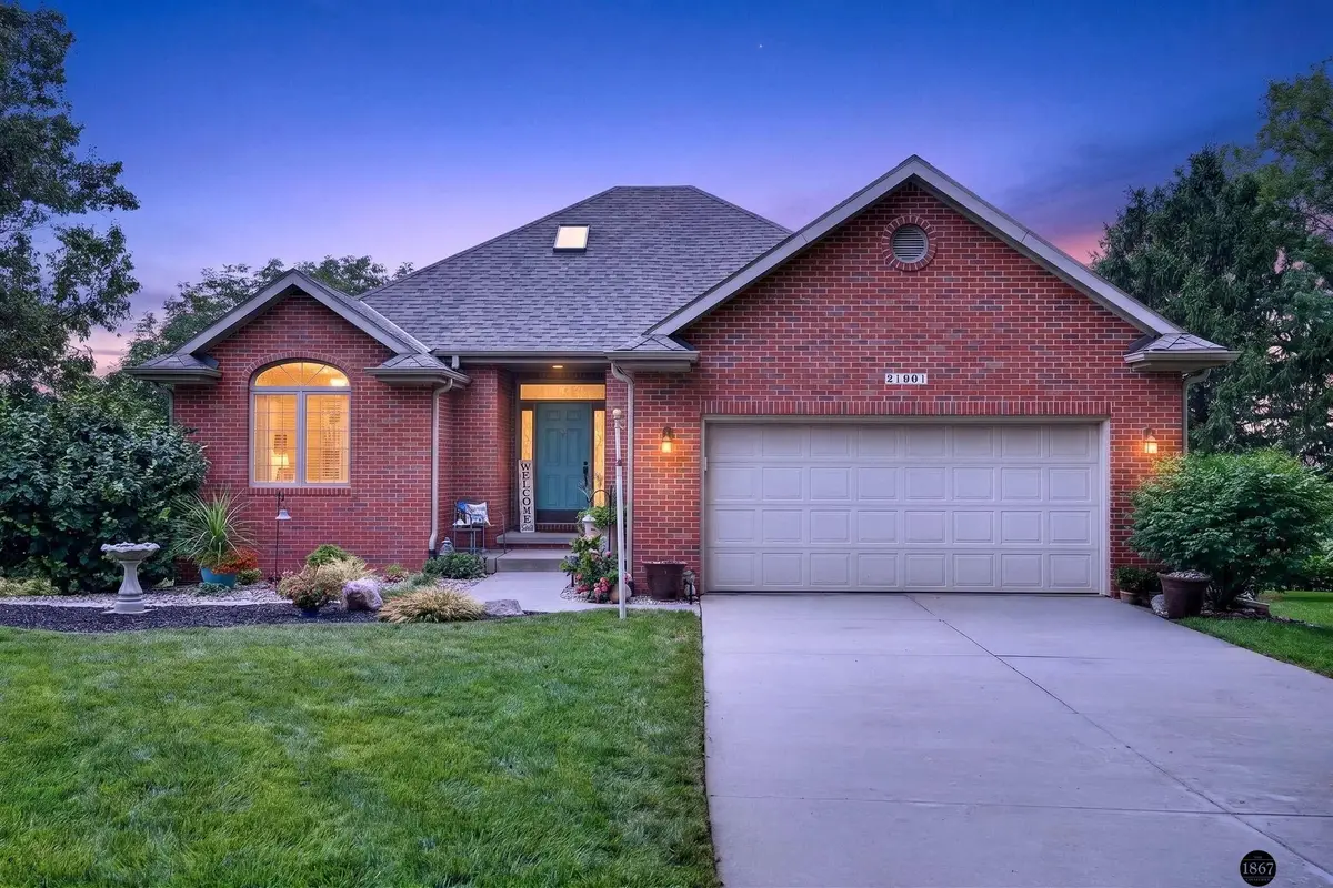21901 Woodland Hills Circle, Eagle, NE 68347 - #1