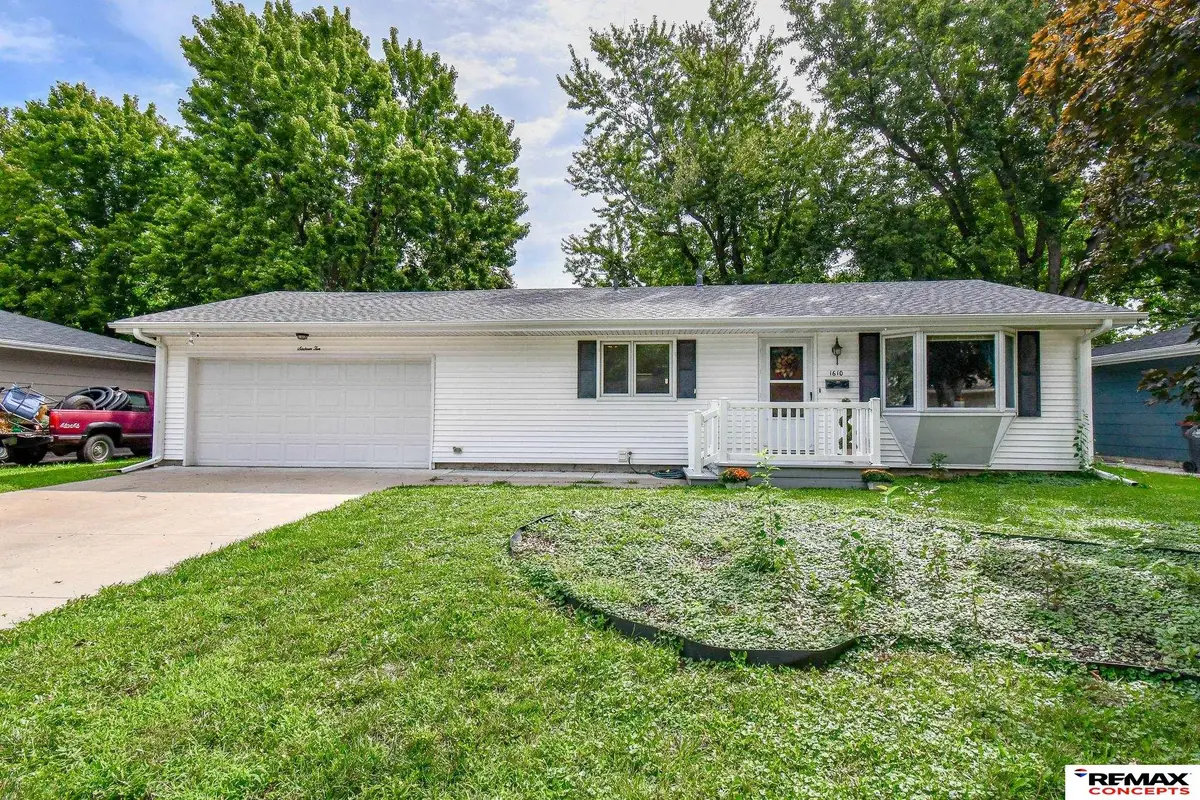 1610 N 18th Street, Beatrice, NE 68310 - #1