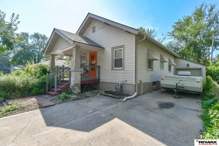 5419 Cleveland Avenue, Lincoln, NE 68504 - #3