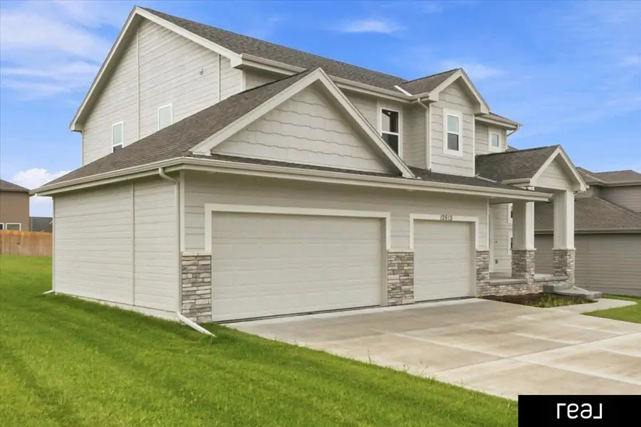 12615 Carpenter Street, Papillion, NE 68138 - #2
