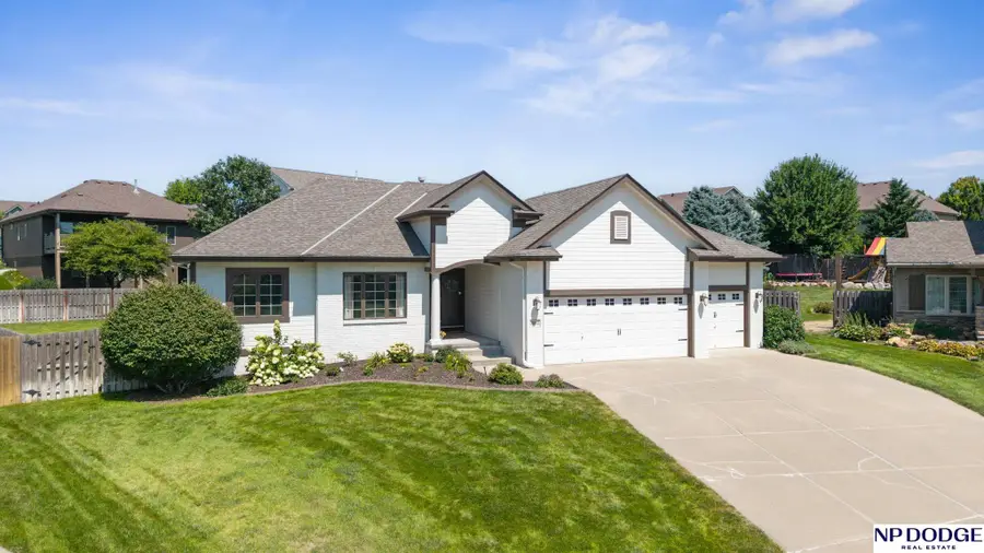 19302 K Circle, Omaha, NE 68135 - #3