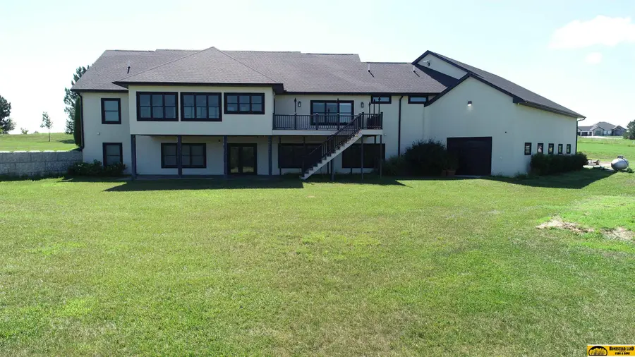 1265 Lakeview Lane, Beatrice, NE 68310 - #3