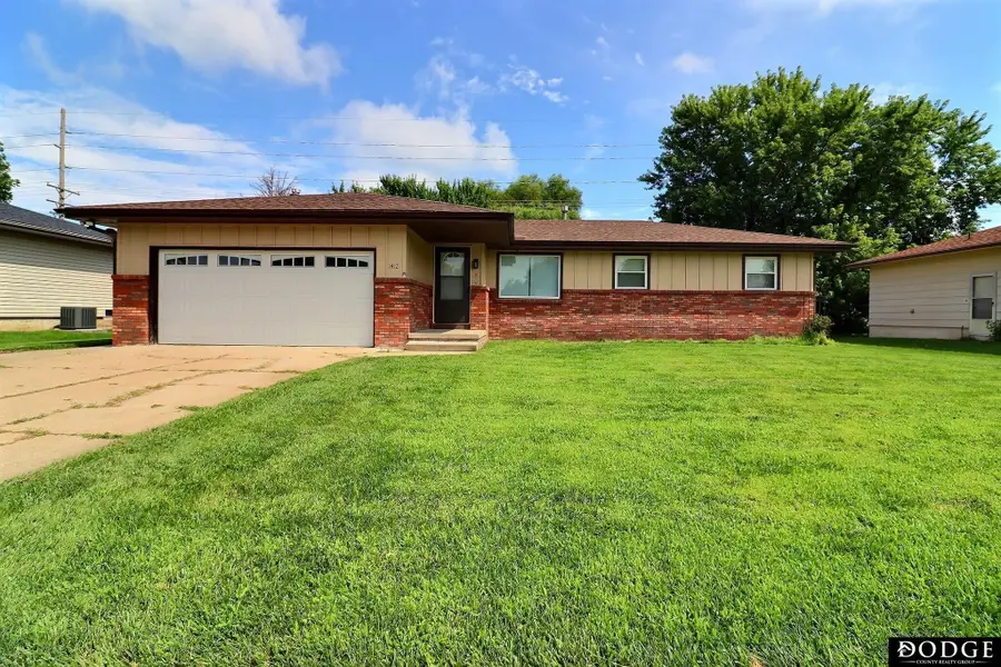 1412 Jones Drive, Fremont, NE 68025 - #2