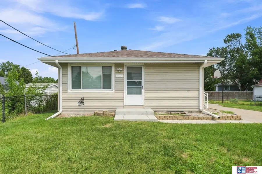 1610 SW 8th Street, Lincoln, NE 68522 - #2