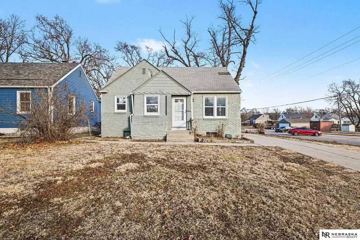 2611 Jackson Street, Bellevue, NE 68005 - #1