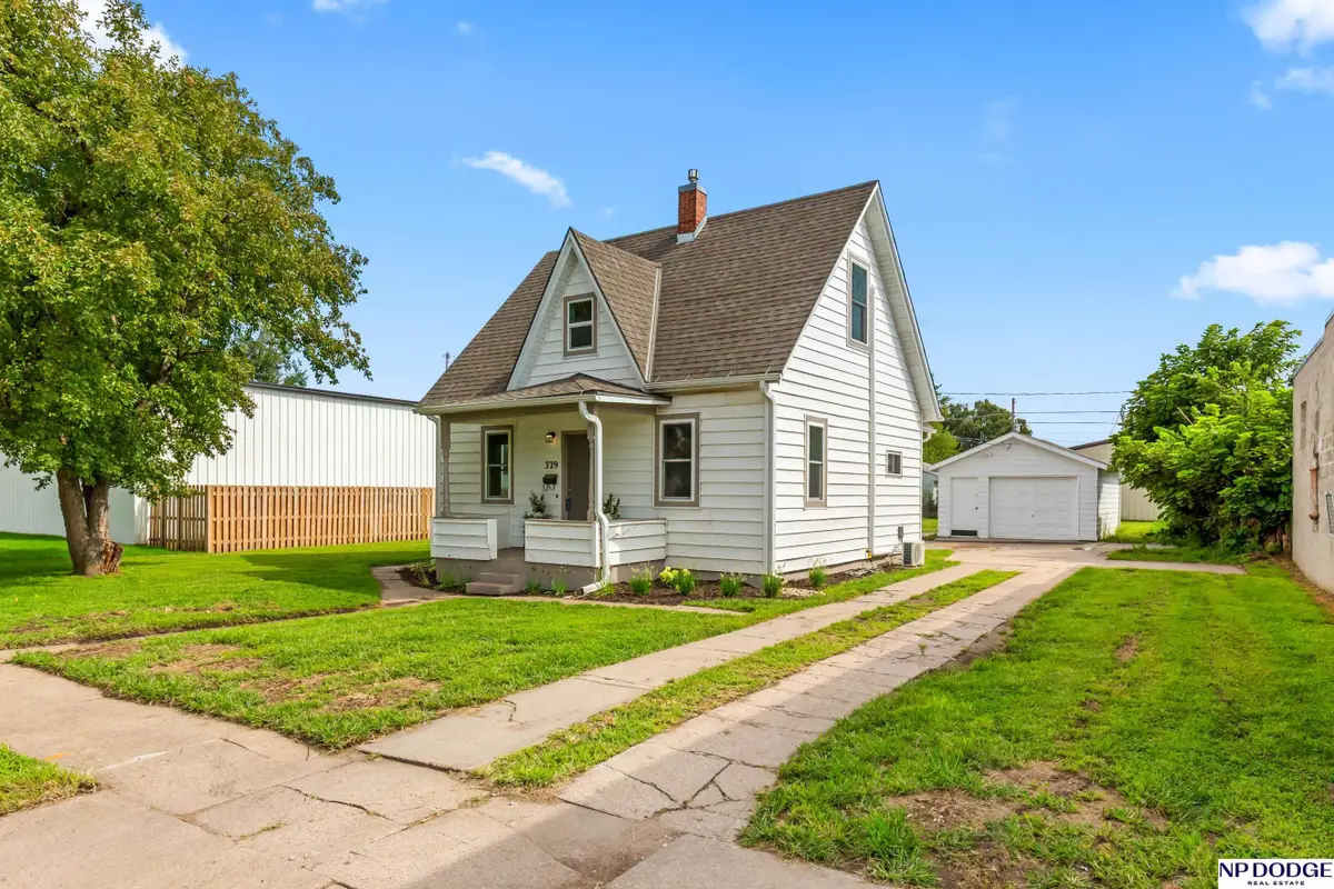 329 E 2nd Street, Fremont, NE 68025 - #1