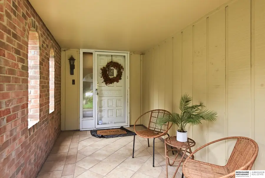 10929 Taylor Street, Omaha, NE 68164 - #2