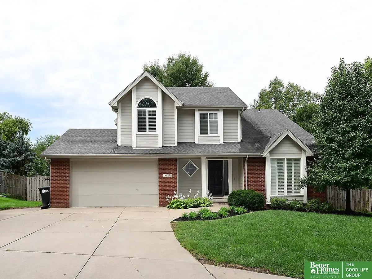 16321 Charles Circle, Omaha, NE 68118 - #1