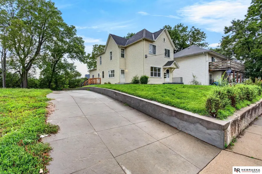 506 S 30th Street, Omaha, NE 68105 - #3