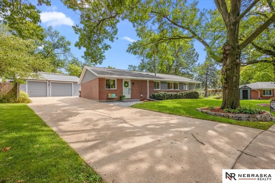 1834 Mindoro Drive, Lincoln, NE 68506 - #3