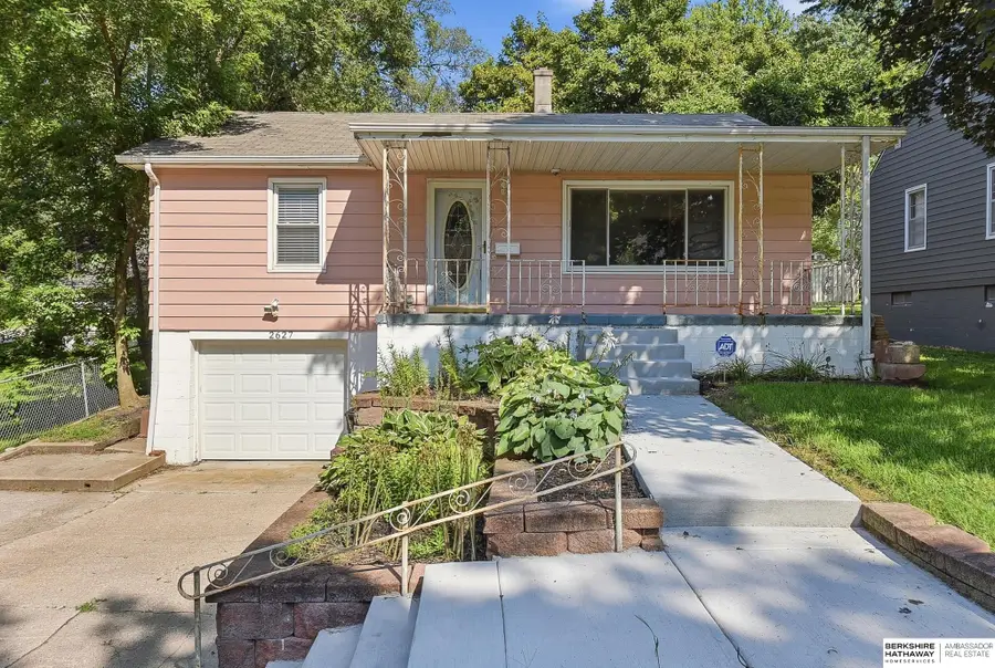2627 N 70 Street, Omaha, NE 68104 - #2