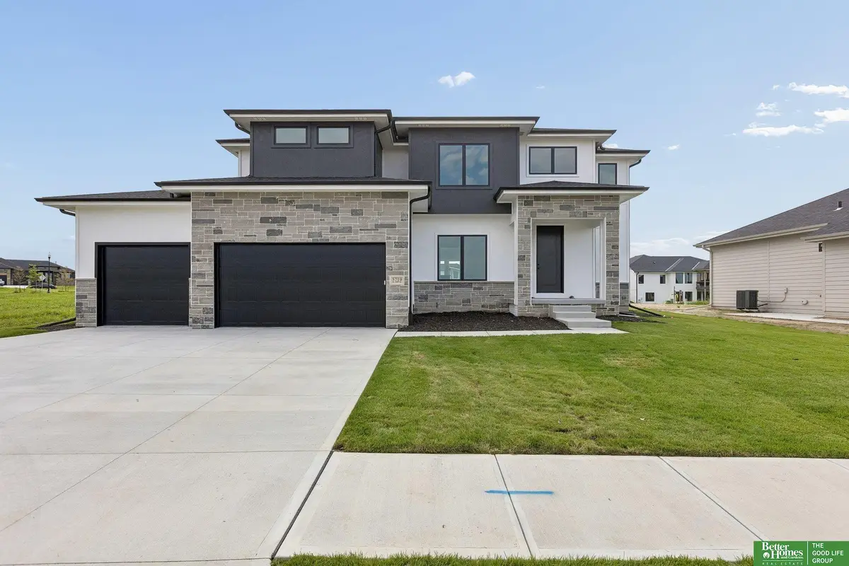5719 N 199th Street, Elkhorn, NE 68022 - #1