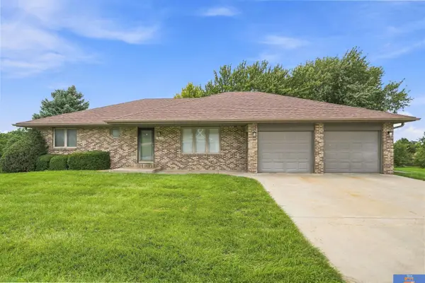 1615 Lake Street, Beatrice, NE 68310