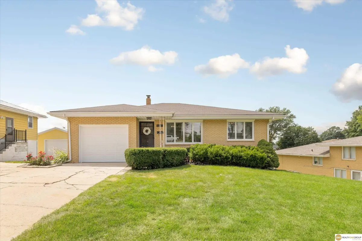 4241 Madison Street, Omaha, NE 68107 - #1