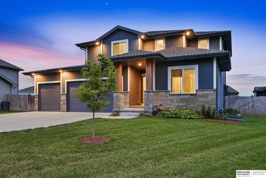 925 Elm Circle, Springfield, NE 68059 - #2
