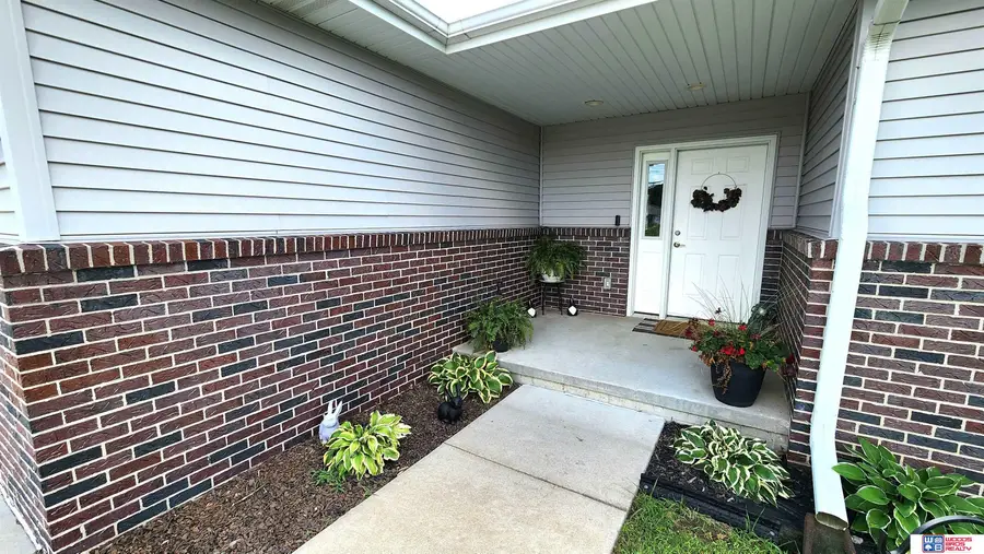 1009 Arthur Street, Beatrice, NE 68310 - #3