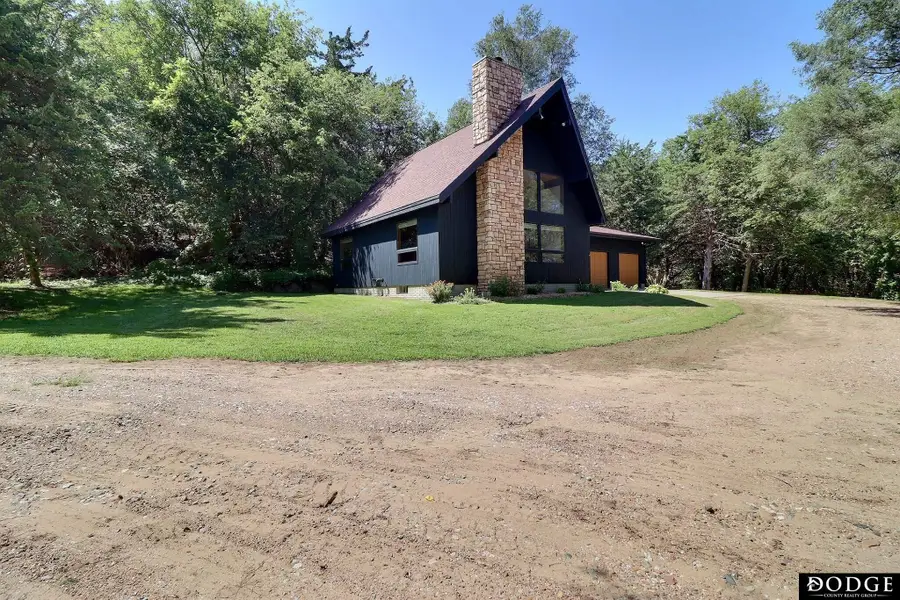 2961 Indian Peak Drive, Morse Bluff, NE 68648 - #2