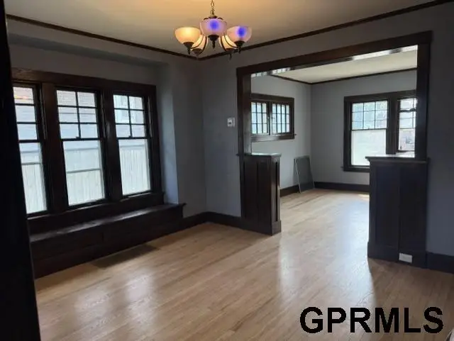 1005 S 38th Street, Omaha, NE 68105 - #3