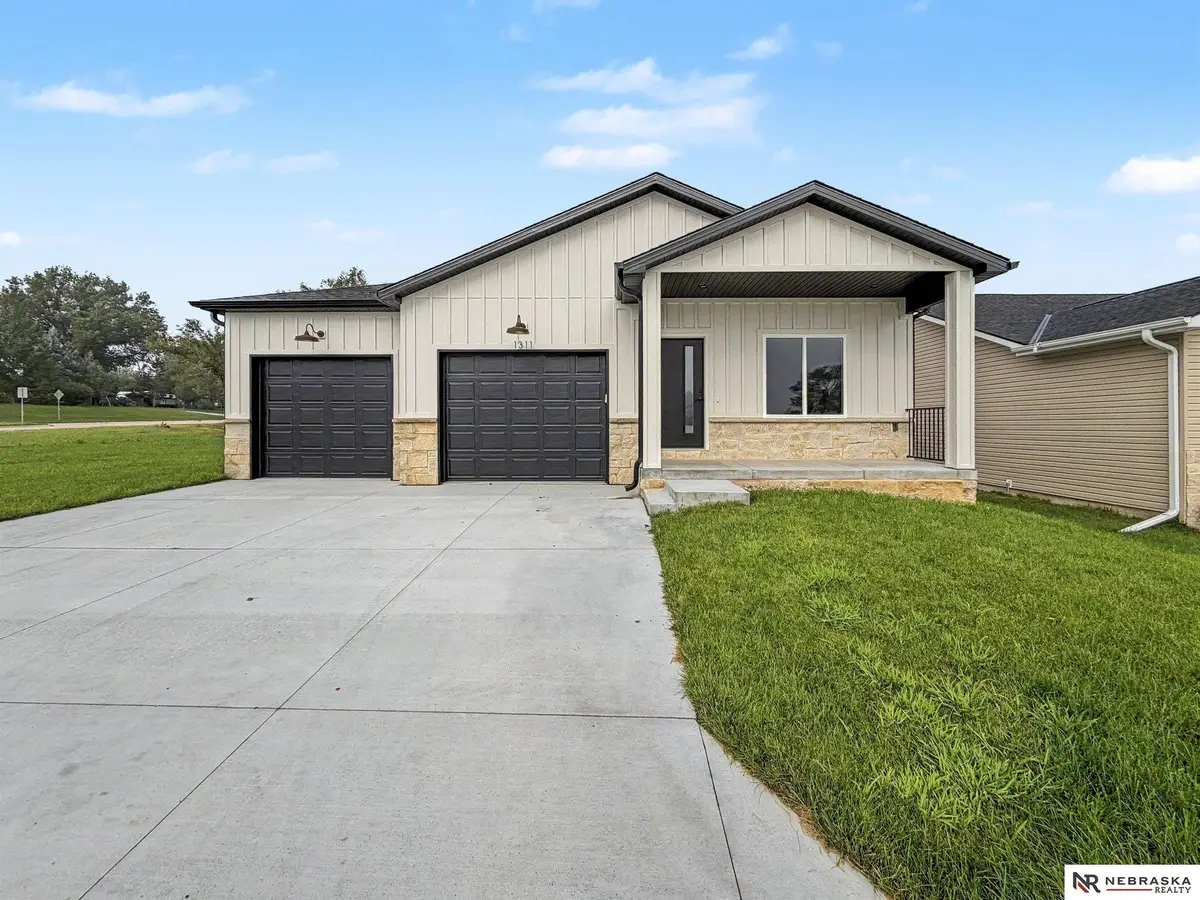 1311 SW 36th Street, Lincoln, NE 68522 - #1