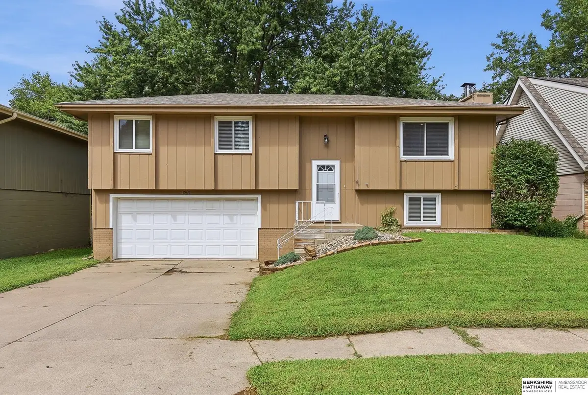 11568 Rambleridge Road, Omaha, NE 68164 - #1