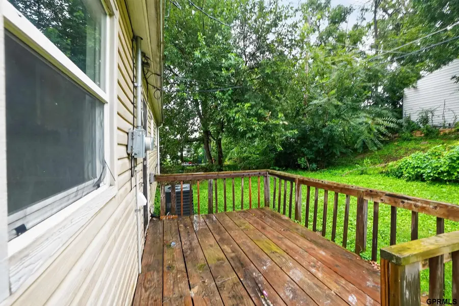 3107 S 40th Street, Omaha, NE 68105 - #2