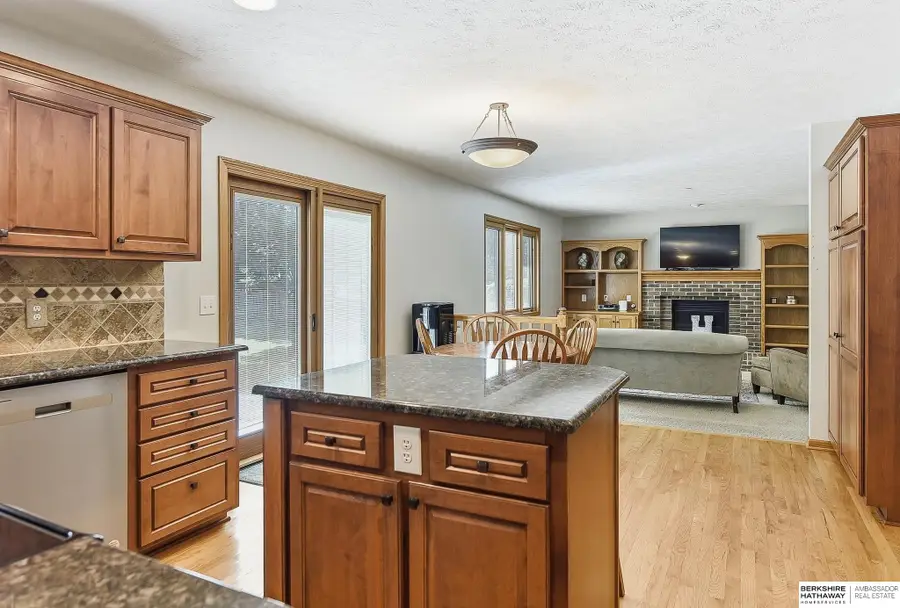 17303 J Street, Omaha, NE 68135 - #3